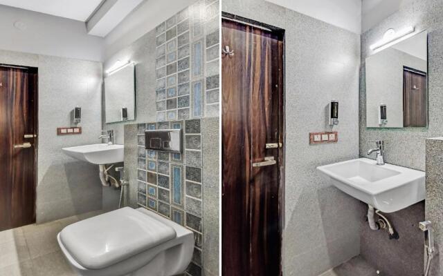 OYO Townhouse 567 MB International
