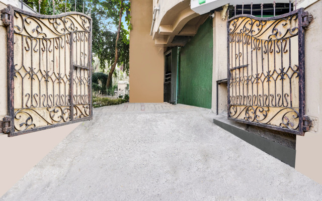 Super Collection O Andheri Near Western Express Highway