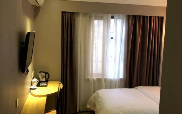 Longzhou Hotel