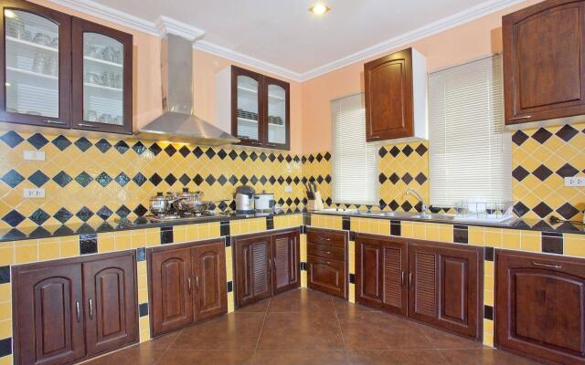 Villa Patiharn Khao Talo 7Bed
