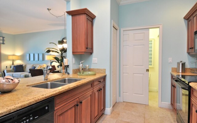 Direct Beach Front Apartment 3