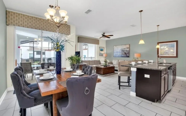 4804crusoe 4 Bedroom Townhouse