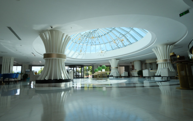 Calido Maris Hotel