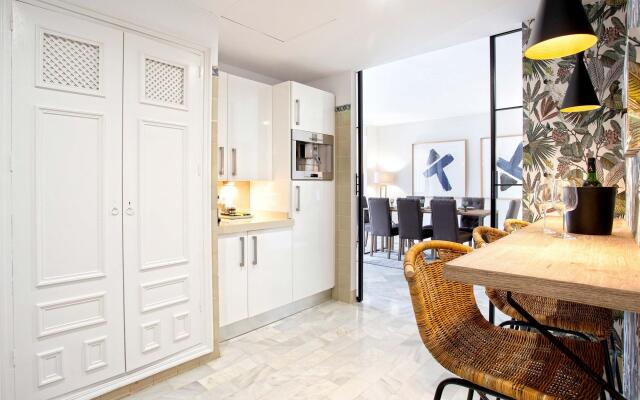 Spectacular apartment with 258m2 and 4BD near Alcazar. San Fernando