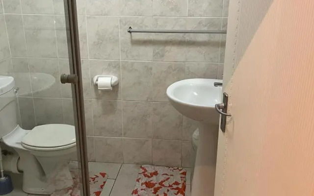 201 St Tropez, South Coast