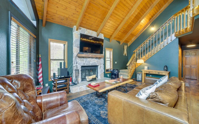 Peaceful Cabin Between Flagstaff & Sedona!