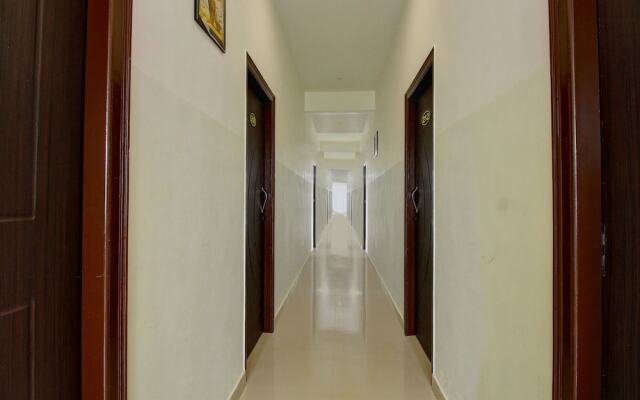 OYO 14360 Park Inn