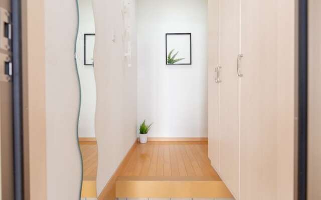 Station & White Osaka station 4BR luxury house