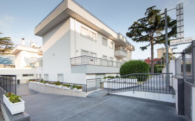 Suites & Residence Hotel Napoli