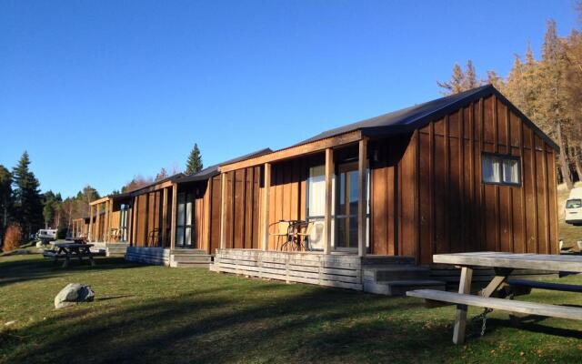 Lakes Edge Holiday Park