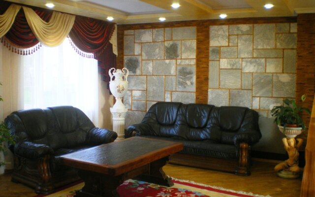 Отель «Киев плюс»