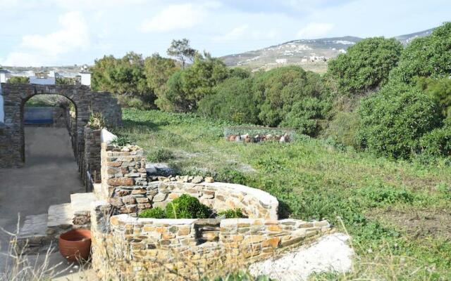 Lovely Studio Apartment For 2 Ppl In Tinos