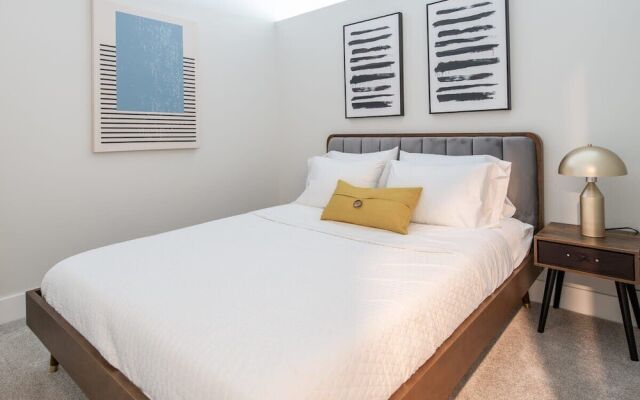 CozySuites Artistry Cincinnati