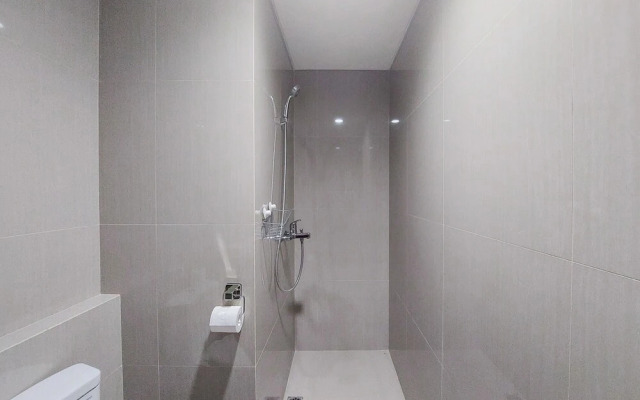 Nice and Homey Studio at Bintaro Embarcadero Apartment