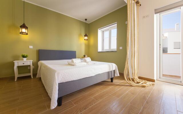 A31 - Tamar Top-floor Flat