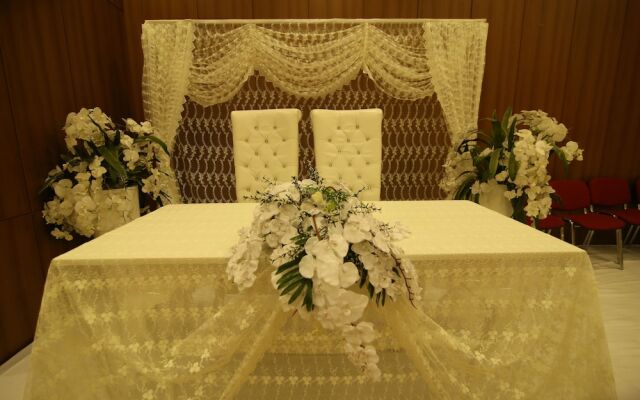 GDZ Hotels Gediz Business