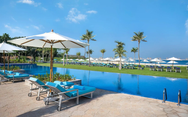 JA The Resort - JA Palm Tree Court