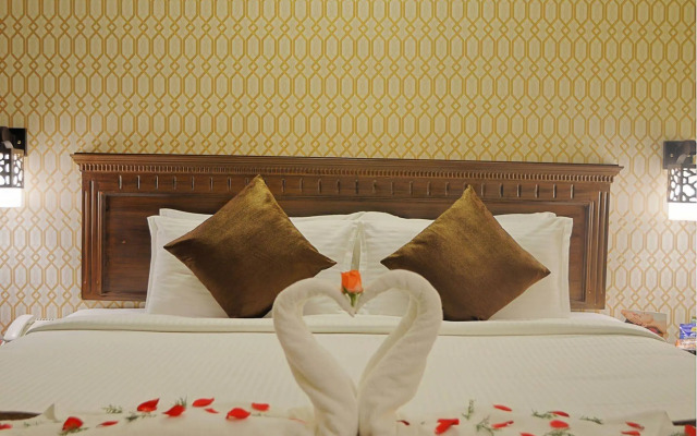 AMS Raj Palace Sundar