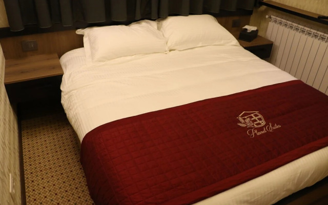 Planet Suites