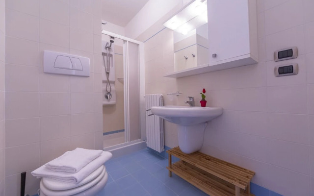 Porto Letizia Viola 6