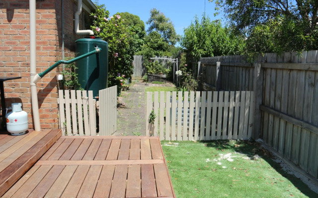 Stylish 2 Bedroom Unit