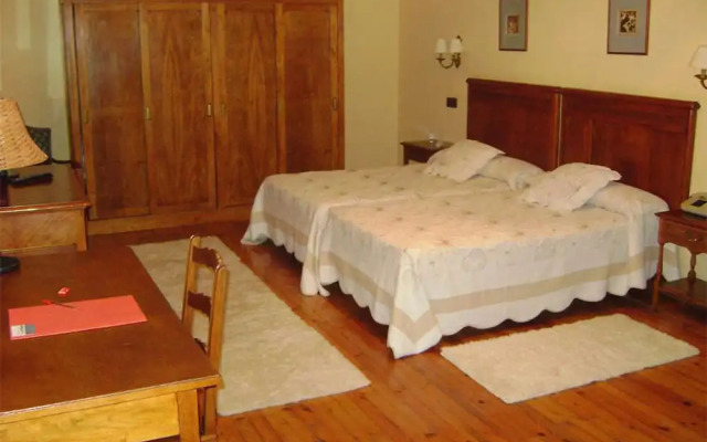 Hotel Restaurante Regueiro