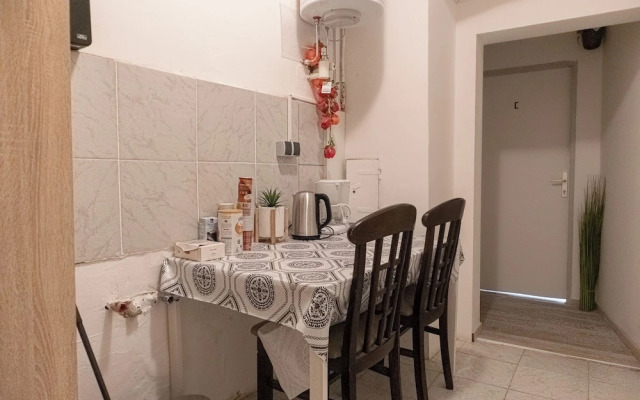 Affordable 3BR Apt near Hauptbahnhof