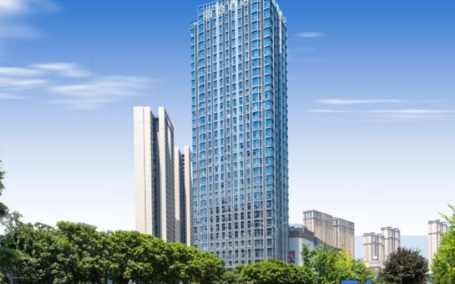 Country Inn & Suites by Radisson,Yichang Zhongnan Road Yangtze River Square Hotel – Outside – Yichang