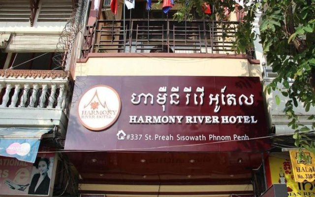 4 Rivers Hotel
