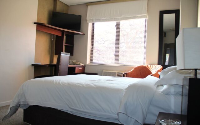 Illovo Hotel