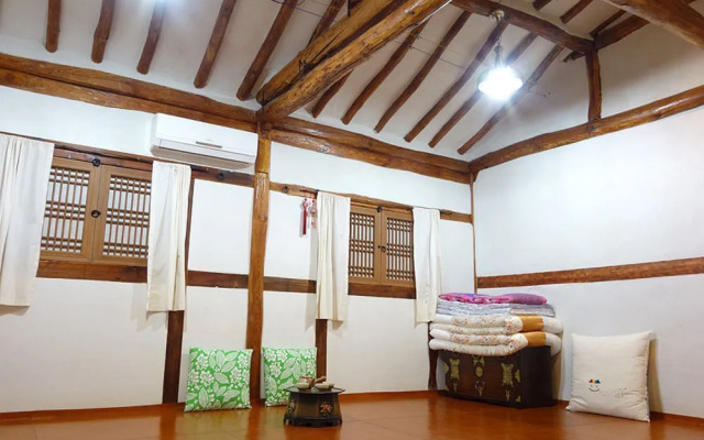 In-Yeon Hanok guesthouse