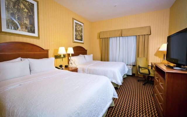 Hampton Inn & Suites Sacramento-Cal Expo