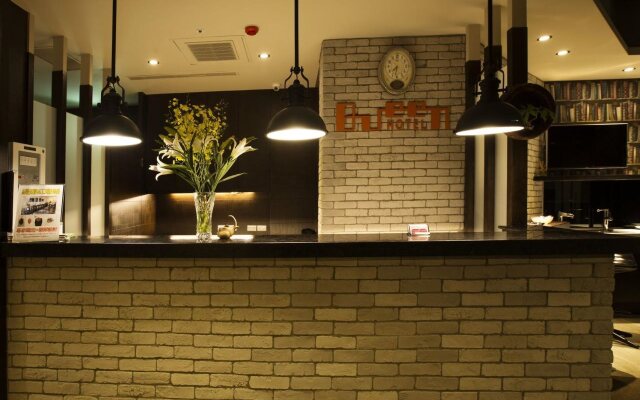 Hotel New Queen 2