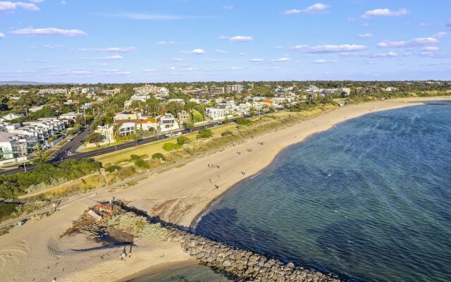 StayAU 2BRM Beach Family House Hampton