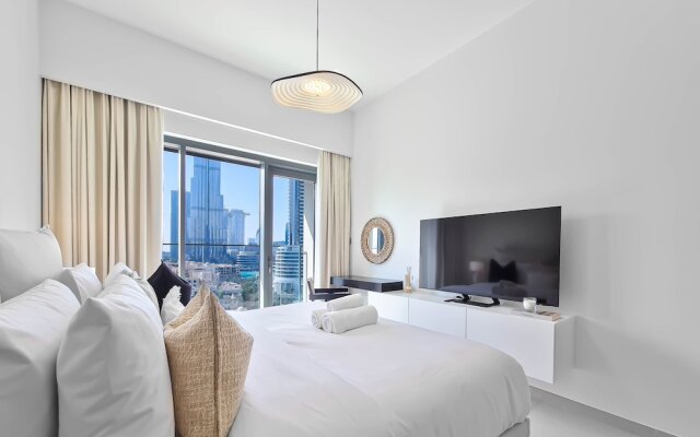 Manzil - 2BR | Downtown | Full Burj Khalifa view