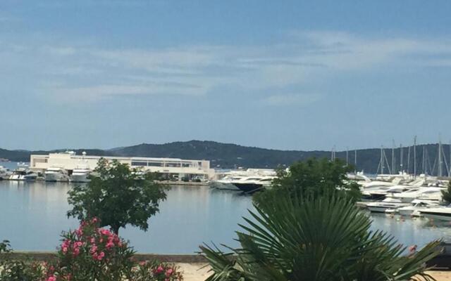 Apartments Ana Sukosan