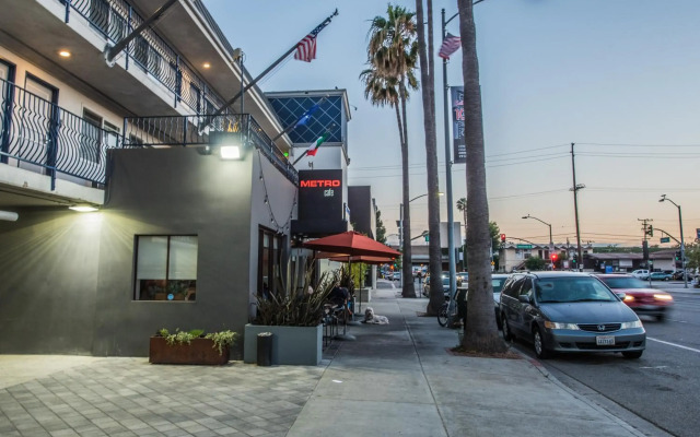 Travelodge by Wyndham Culver City
