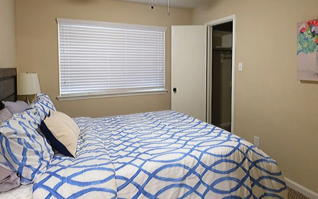 4Bdrm 2Bath 4Beds - Richmond