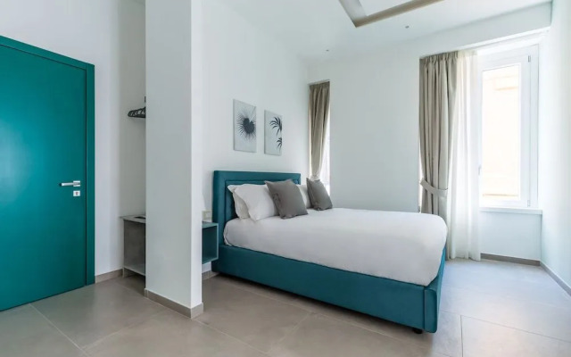 Maria's Bright Flats at the Cathedral