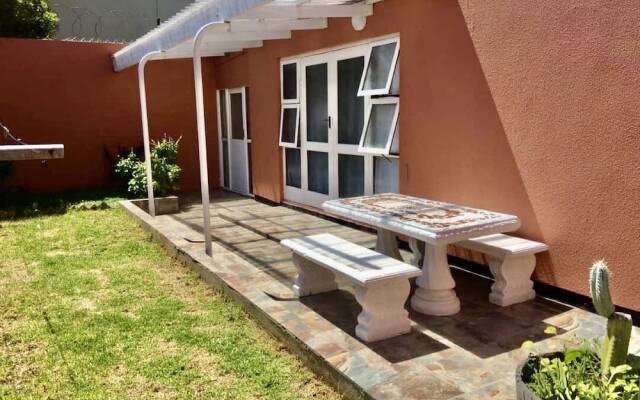 Beautiful Apartment in Century City