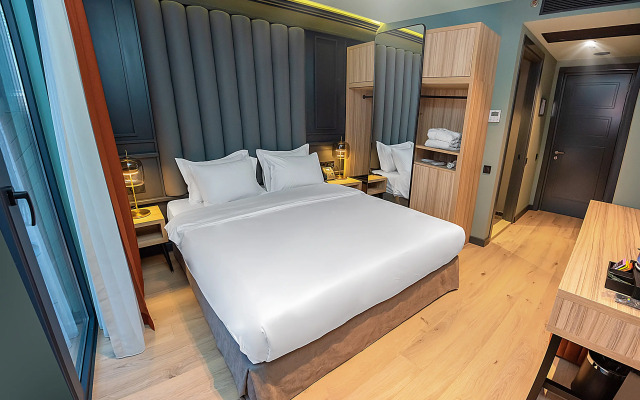 Sandali Metekhi Boutique Hotel