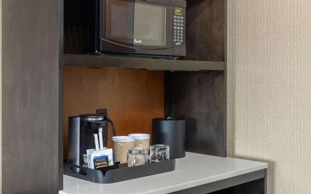 Cambria Hotel Plano Frisco