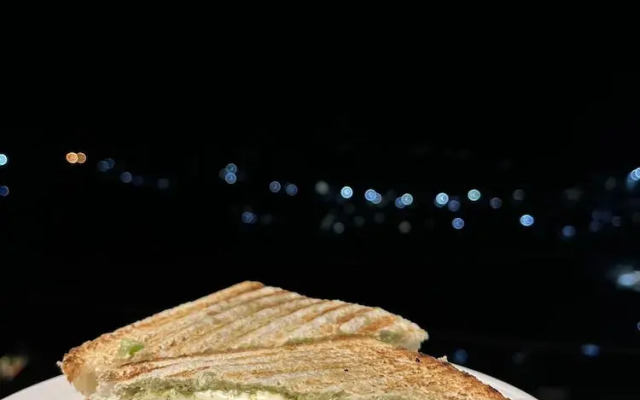 OYO 25061 Gautam Residency Chamba