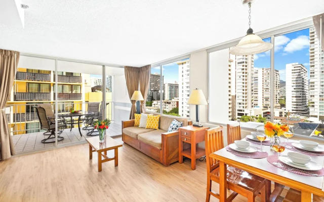 Pacific Monarch - 1 BR - Ocean & City Views