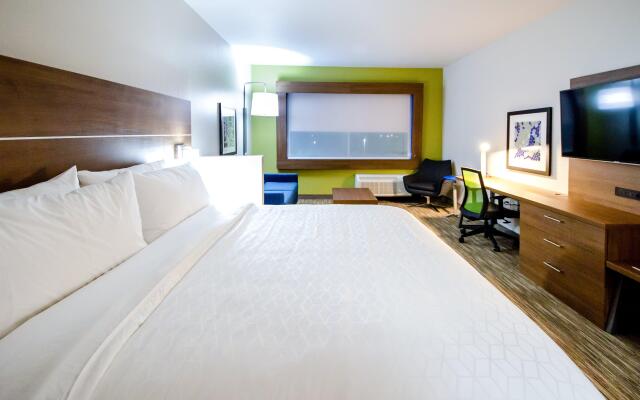 Holiday Inn Express & Suites Taylor by IHG