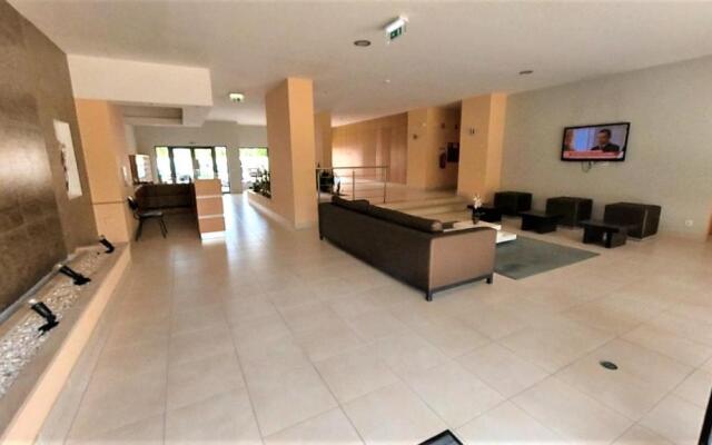 Apartamentos Turisticos Rocha Tower 4