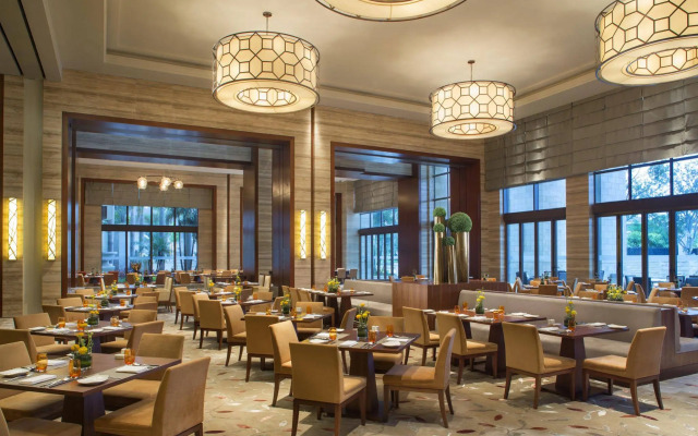 Sheraton Bailuhu Resort, Huizhou