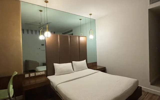 Purple Inn Boutique Hotel