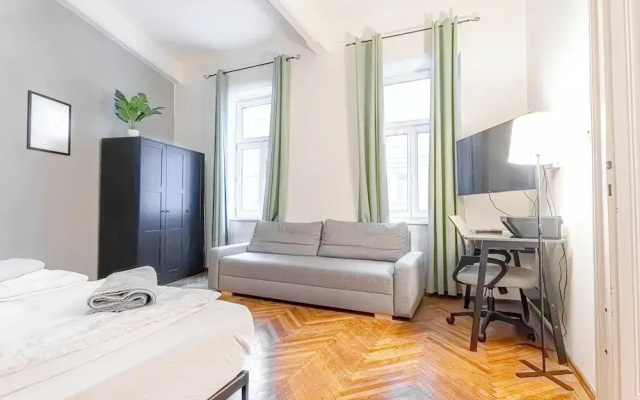 Beautiful 1BR Near Danube Praterstern