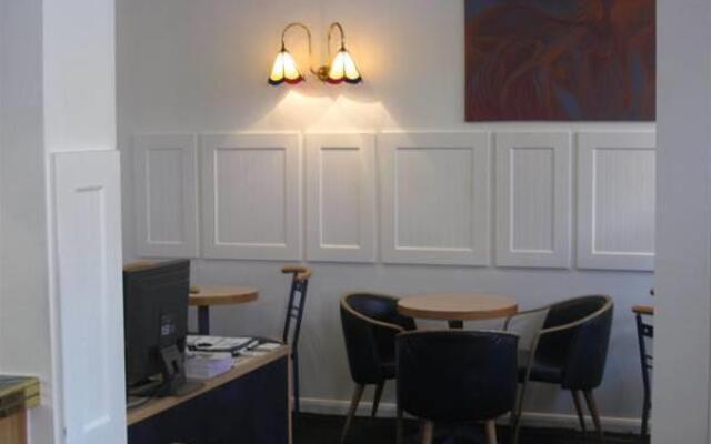 The Shipwrights Arms Hotel